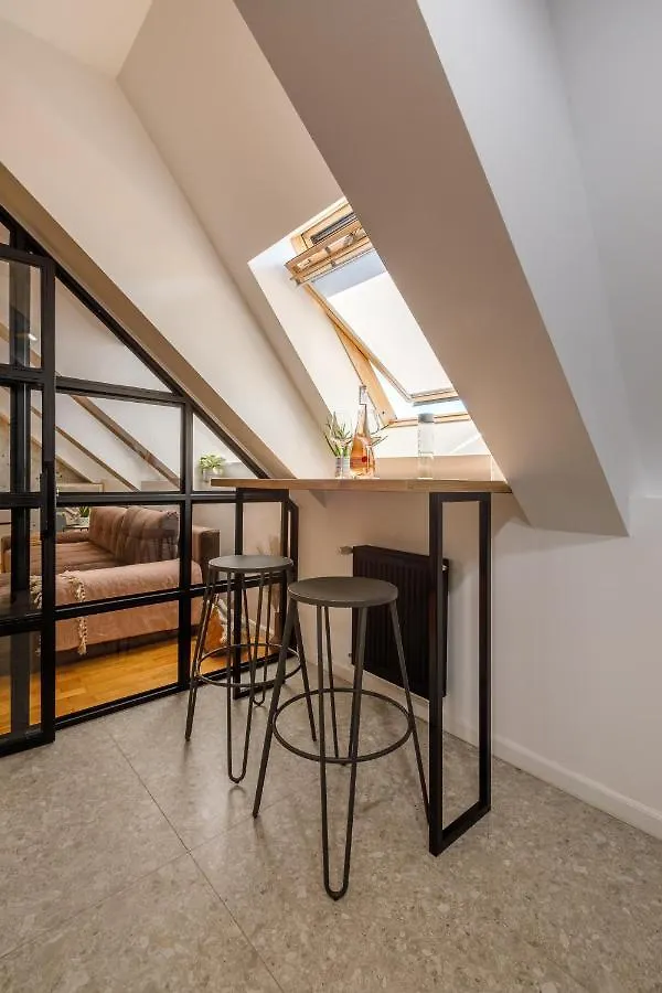 Urban Oasis Apartments With Parking Bucharest Romania