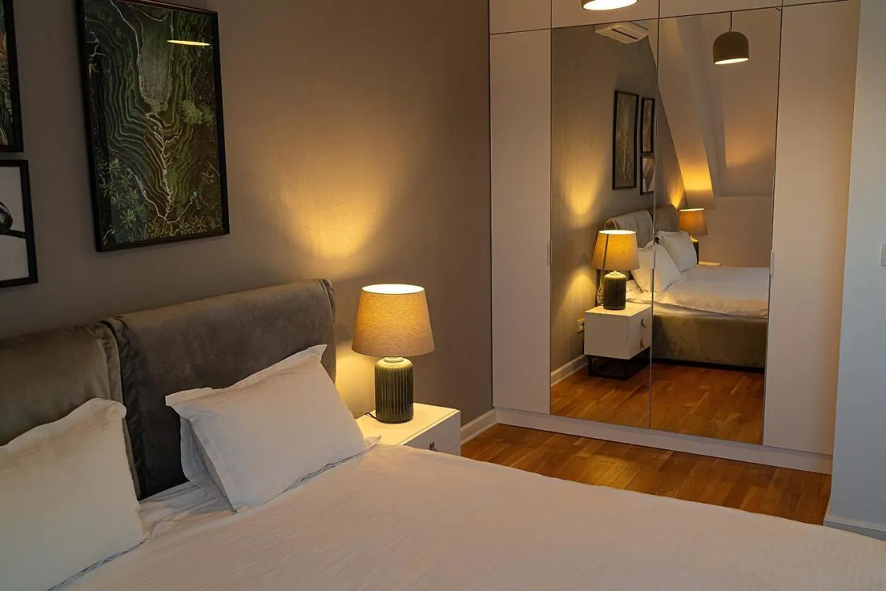 Urban Oasis Apartments With Parking Bucareste