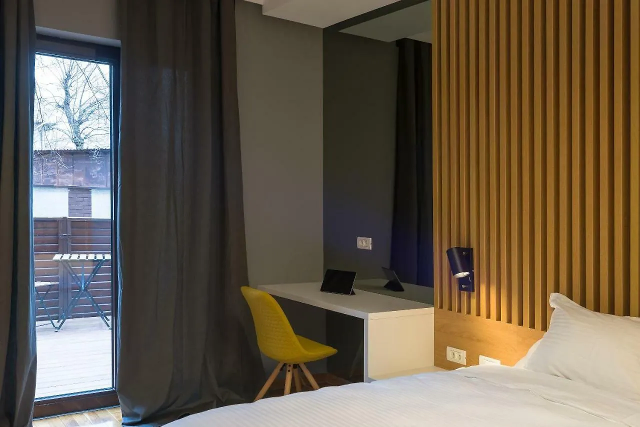 Urban Oasis Apartments With Parking Bucarest