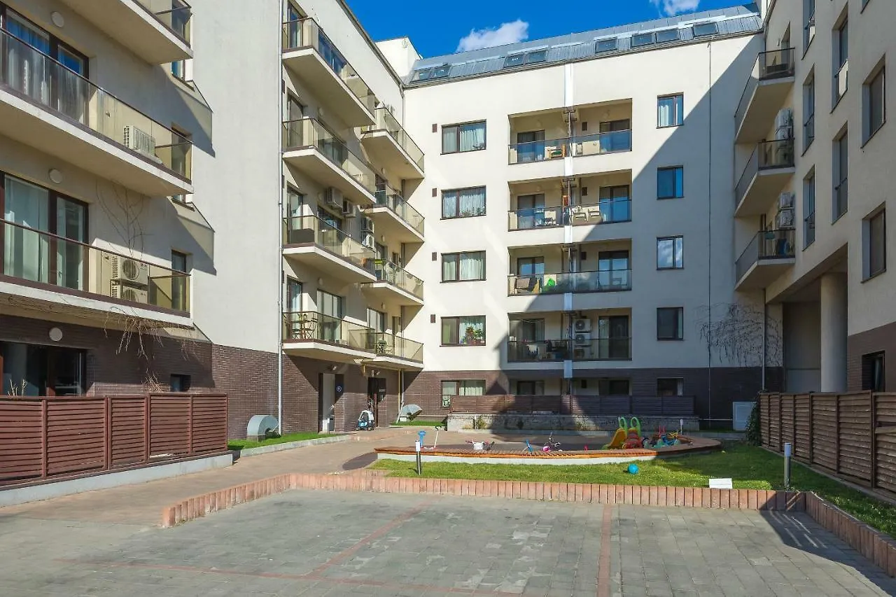 Urban Oasis Apartments With Parking Bucarest Rumanía
